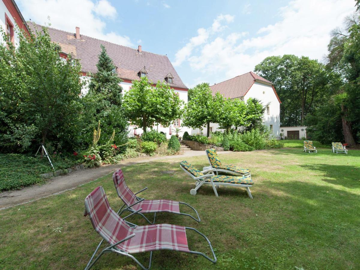 Vintage Apartment In Arzberg Triestewitz Buitenkant foto